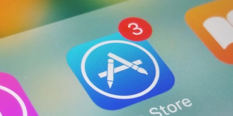 Apple Allows Third-Party App Stores in Win for NFTs & Crypto
